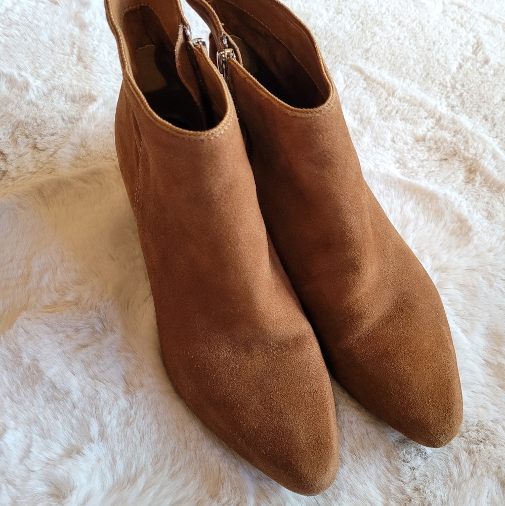 Dolce Vita Pearce Bootie Size 9
